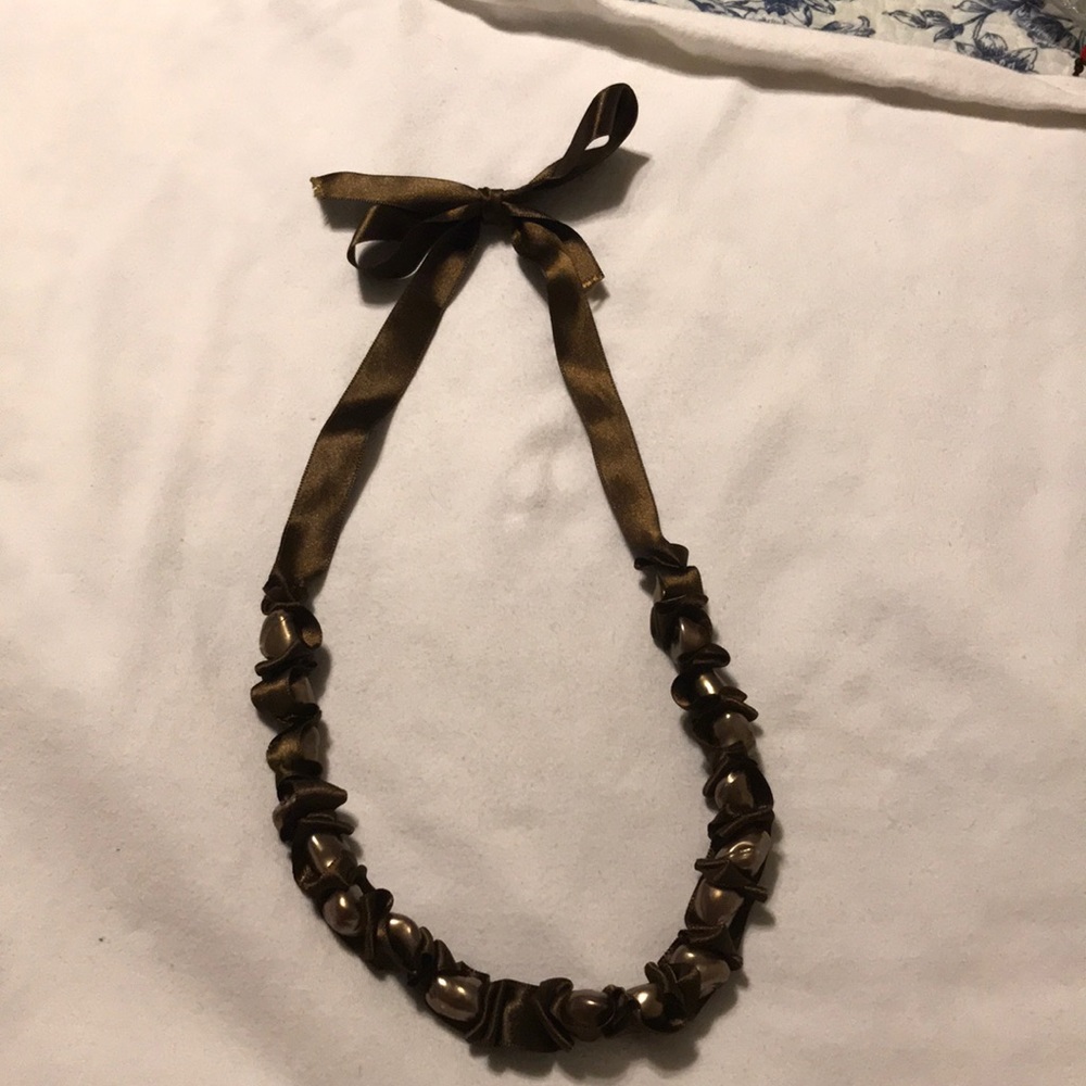 Necklace brown satin/bronze beads